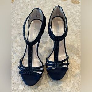 Caparros navy heels
